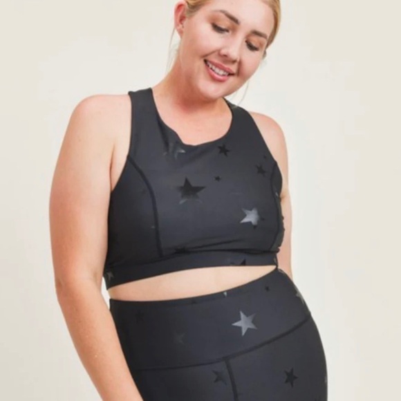 Mono B Black Star Foil print Sports Bra 1X new - Picture 1 of 7